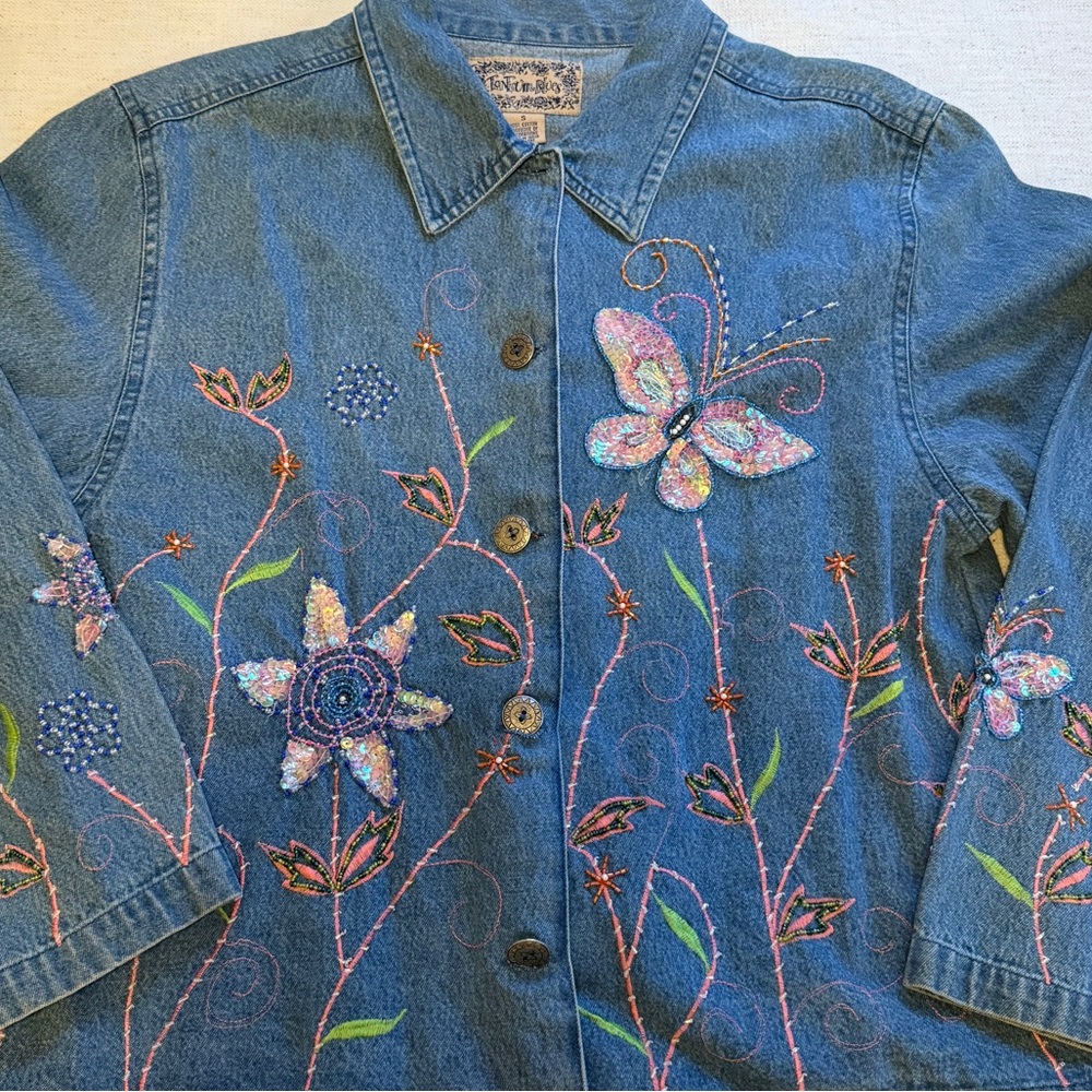 Vintage Cottagecore Embroidered Denim Shirt Butterfly Floral Small